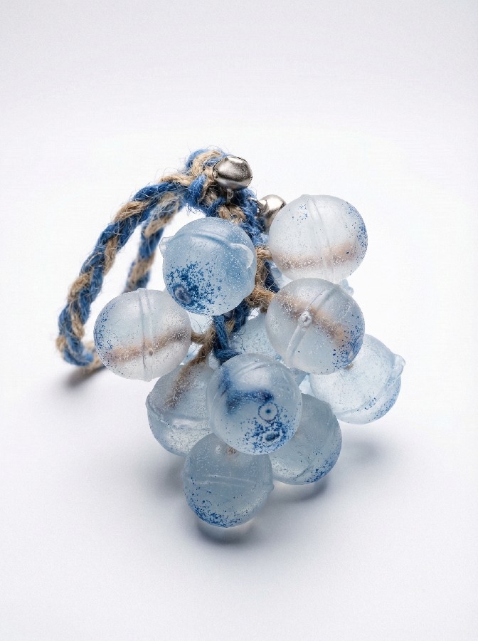 Buz Mavisi Üzüm Figürlü El Yapımı Kokulu Sabun