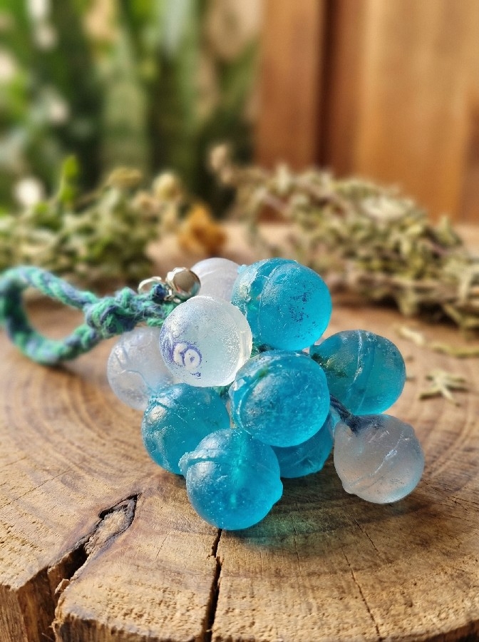 Mavi Tonlu Üzüm Figürlü El Yapımı Dekoratif Kokulu Sabun