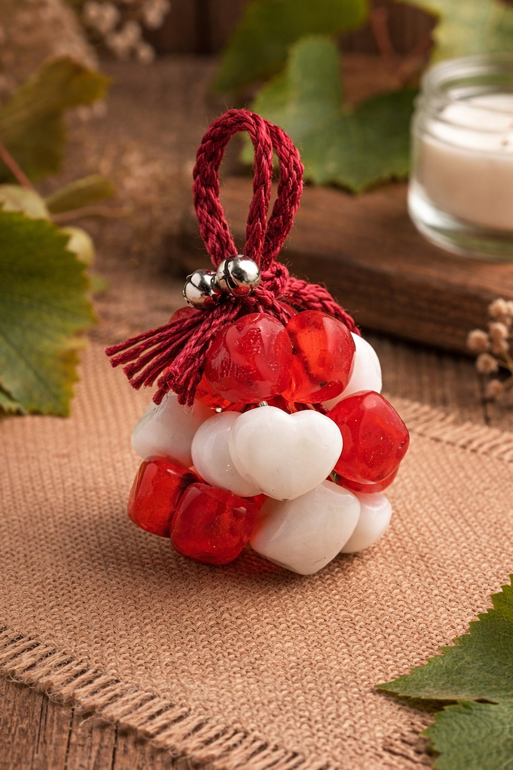 Kırmızı Beyaz Kalp Figürlü El Yapımı Sabun